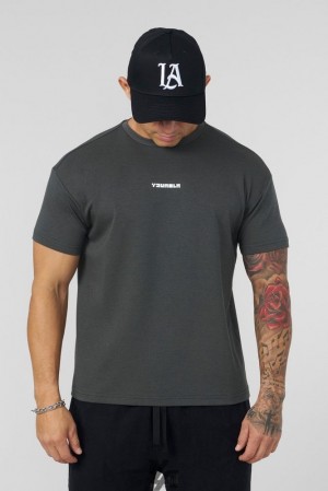 Tops YoungLA Logo Tees Hombre Gris Oscuro | 16BXQKVTY